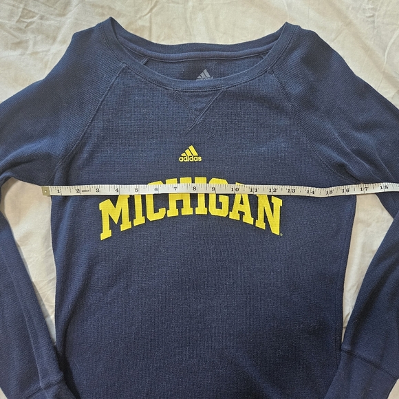 University Of Michigan Adidas Long Sleeve Small - Picture 7 of 7